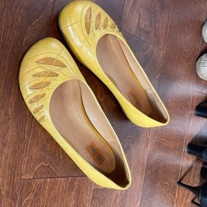 Miz Mooz Dorothy Flats